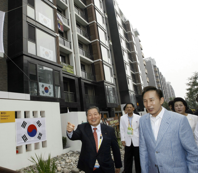 �ø��� ������ �湮